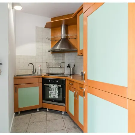Accommodatie bij particulieren Earth - 15 Min To Old Town